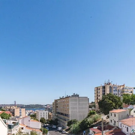 Cruzeiro Charm Apartments Lisbon Exterior photo